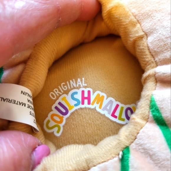 NWT Squishmallows Slippers 11/12 Christmas Hans Hedgehog kids - Picture 8 of 14